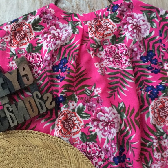 J. CREW Sleeveless Floral Top - Picture 4 of 8